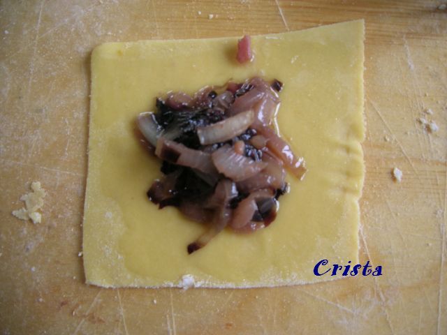 Ravioli cu Radicchio si Speck