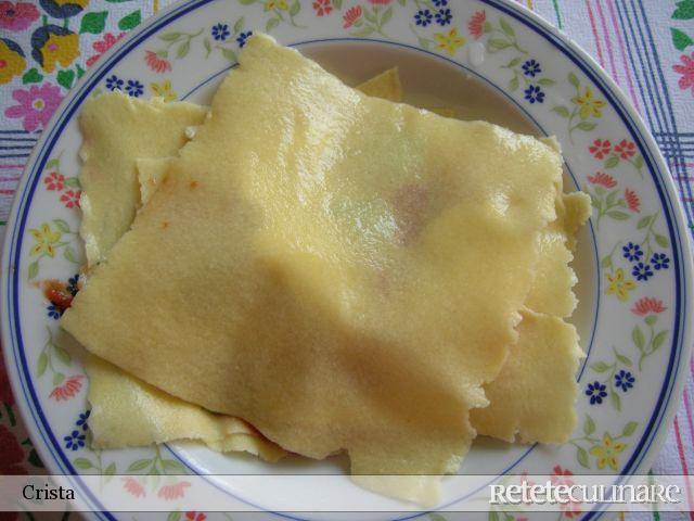 Lasagnetta cu Sos de Rosii, Mozzarella si Busuioc