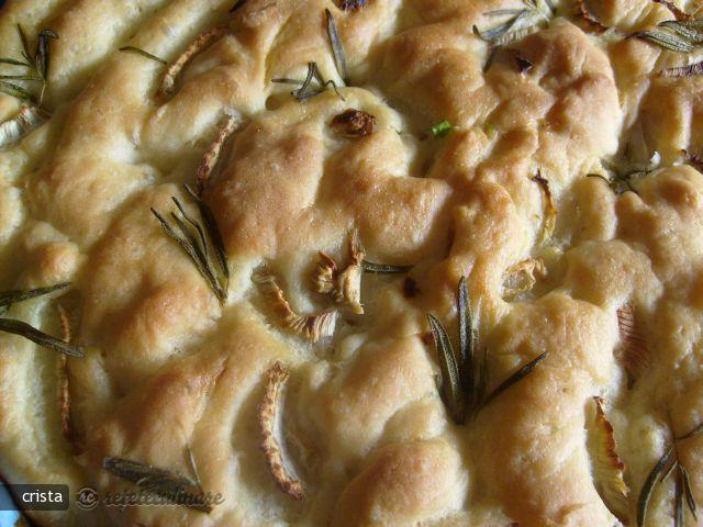 Crescente / focaccia cu Rozmarin (si Fenel)