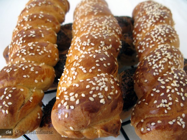 Paine dulce (aluat de batoane)