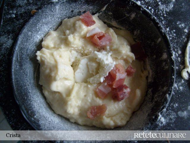 Muffins cu Branza Feta, Speck sau Salam