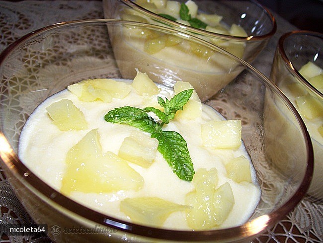 Mousse de Mango cu Iaurt Grecesc