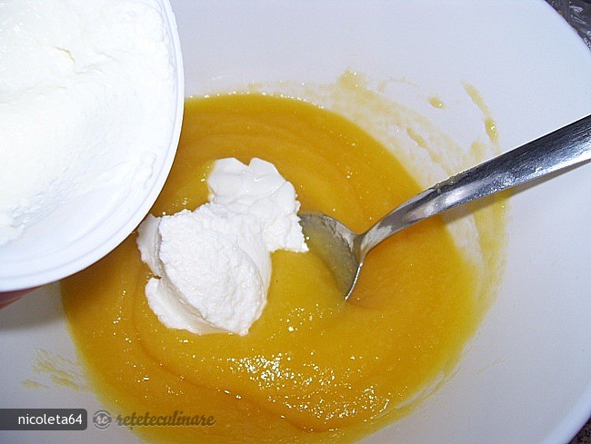 Mousse de Mango cu Iaurt Grecesc