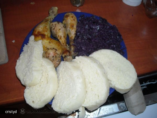 Carne cu Varza si Knedla (mancare Slovaca)