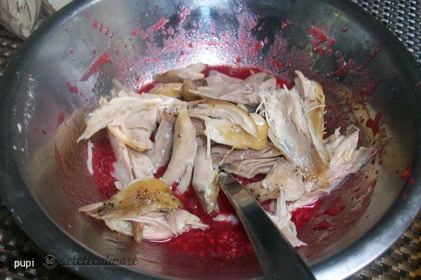 Salata cu Dressing de Zmeura