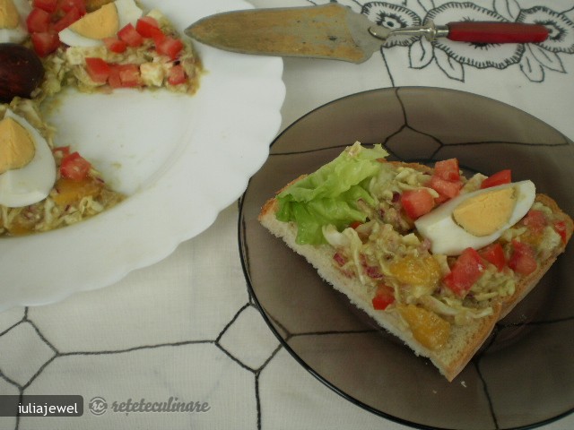 Salata de Varza cu Mango si Avocado