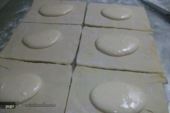 Cheese Danish (Placinta cu Branza Dulce)
