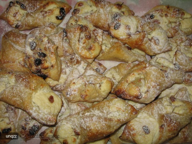 Cheese Danish (Placinta cu Branza Dulce)