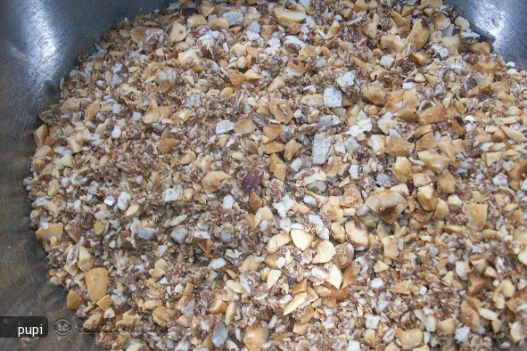 Ferrero Rocher (Bomboane de Ciocolata cu Alune)