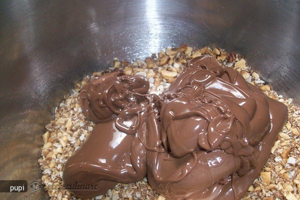 Ferrero Rocher (Bomboane de Ciocolata cu Alune)