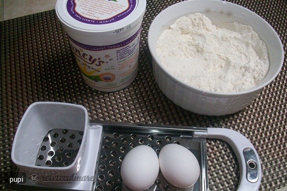 Nokedli (Galuscute de Faina si Iaurt)