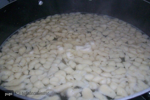 Nokedli (Galuscute de Faina si Iaurt)