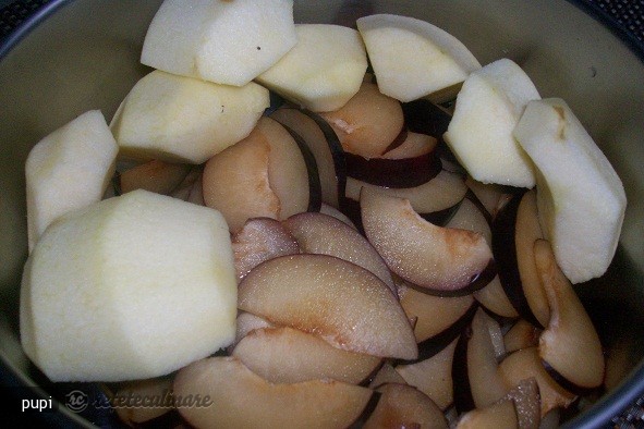 Marmelada de Prune si Mere cu Aroma de Lamiie