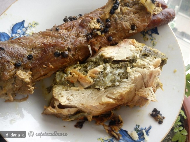 Piept de Curcan Umplut