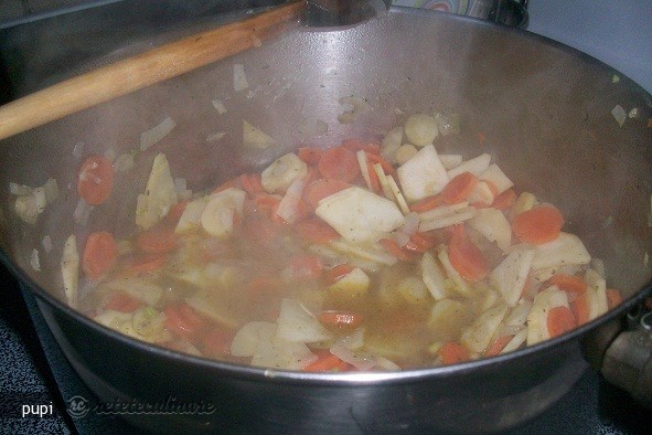 Placinta de Iarna cu Legume (Winter Vegetable Pie)