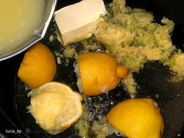 Pasta Dulce de Usturoi (Sweet Garlic Paste)