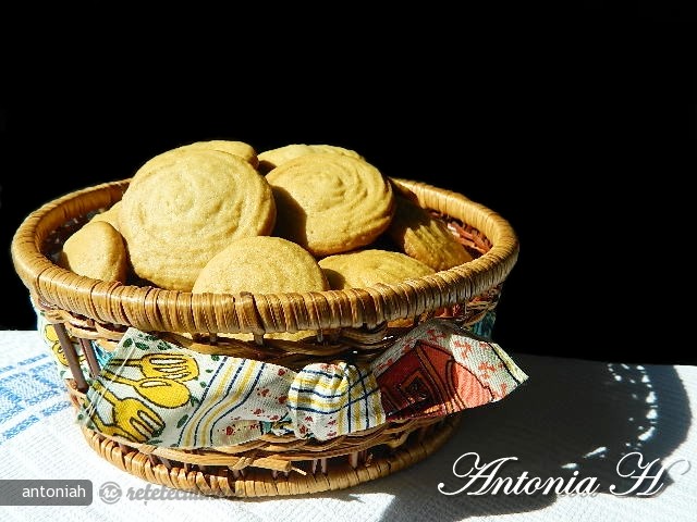 Biscuiti cu Miere