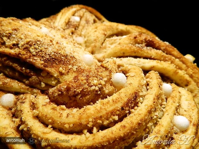 Russian Rose Bread