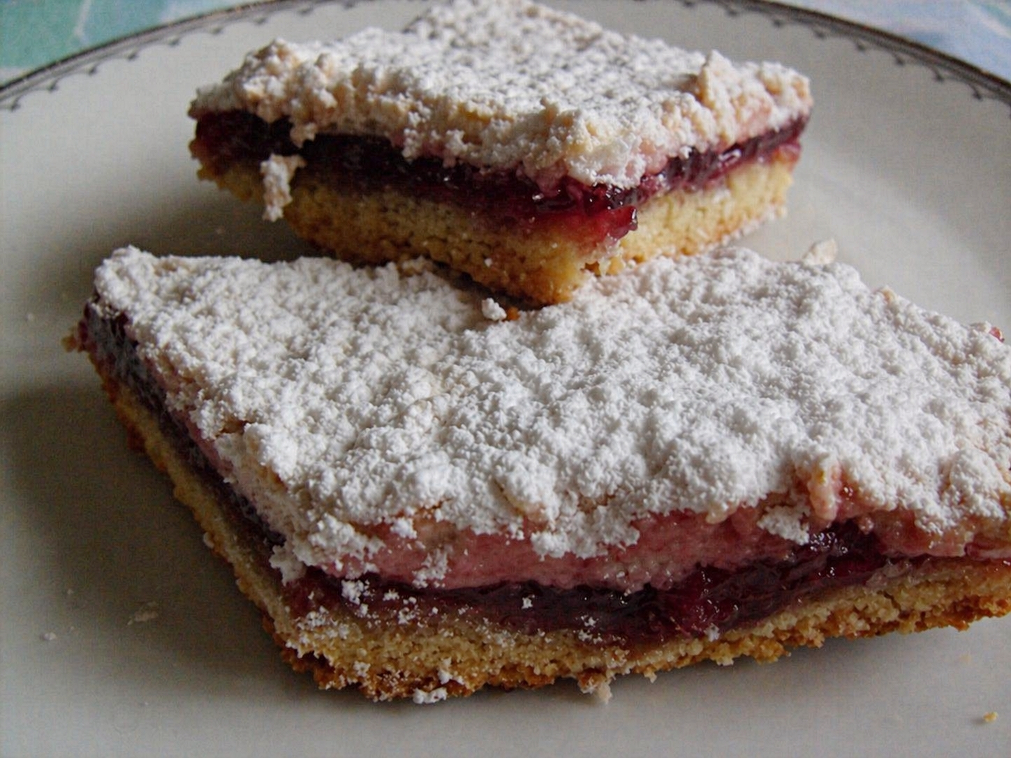 Prajitura cu Gem si Bezea (Torta Slava)