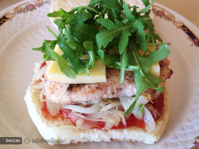 Burger cu Chifla de Casa