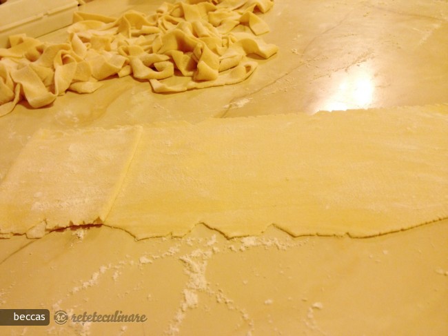 Fettuccine de Casa cu Sos Marinara