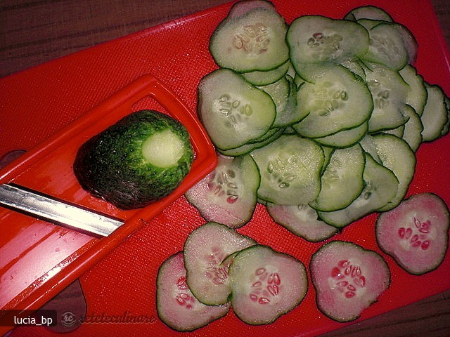 Salata de Castraveti cu Susan