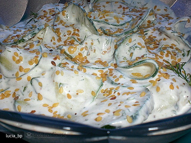 Salata de Castraveti cu Susan