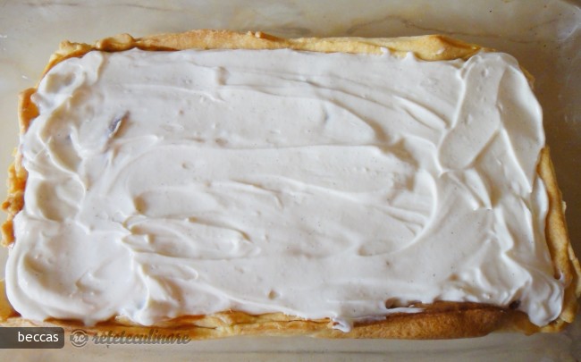 Tarta cu Mere, Sos Caramel si Mascarpone