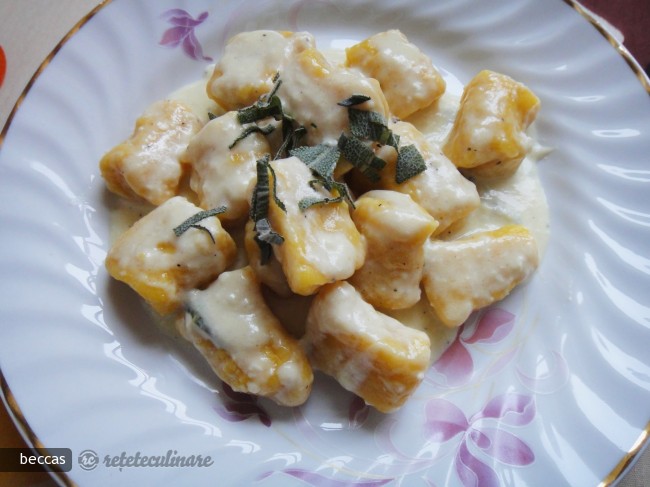 Gnocchi cu Dovleac si Sos de Gorgonzola