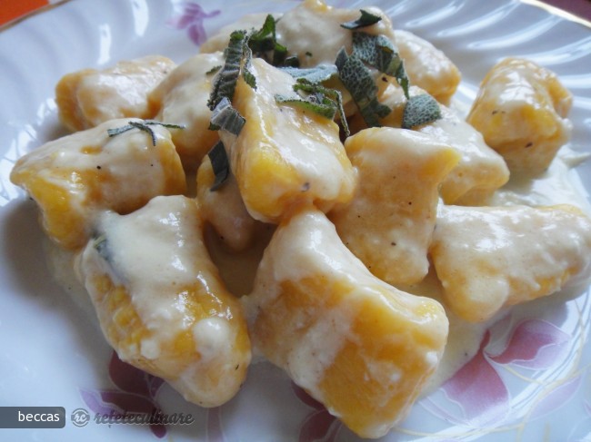 Gnocchi cu Dovleac si Sos de Gorgonzola