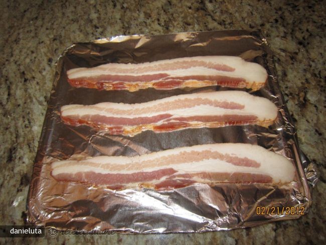 Salata de Cartofi Rosii cu Bacon