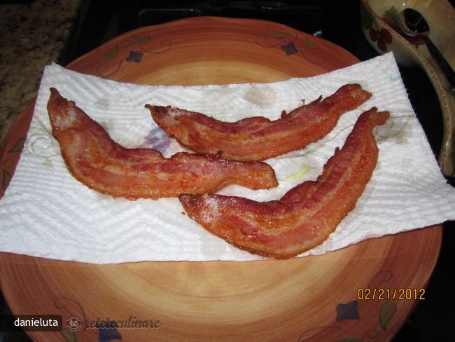 Salata de Cartofi Rosii cu Bacon