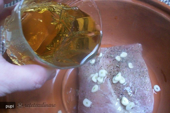 Porcul in `Gradina cu Salata`