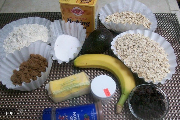 Oatmeal Raisin Cookies (biscuiti cu Fulgi de Ovaz - de Post)