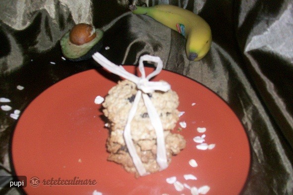 Oatmeal Raisin Cookies (biscuiti cu Fulgi de Ovaz - de Post)