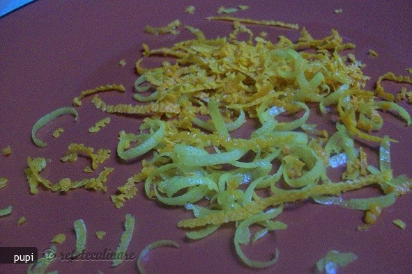 Prajitura `Bugata` (placinta cu gris)