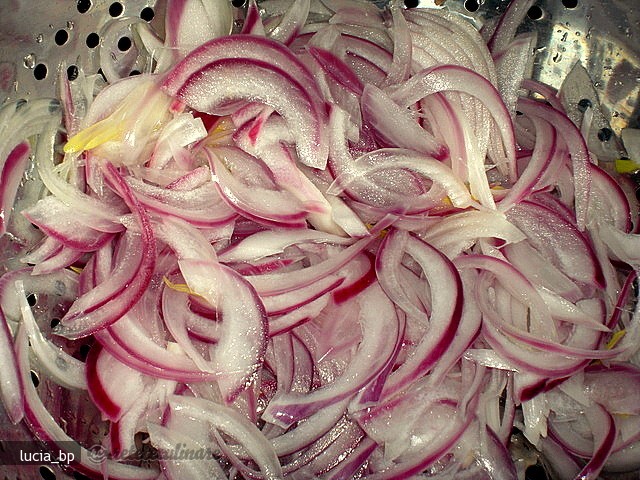 Salata de Ceapa Marinata