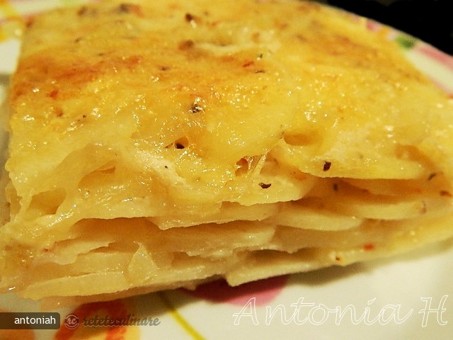 Gratin de Cartofi (Dauphinoise )