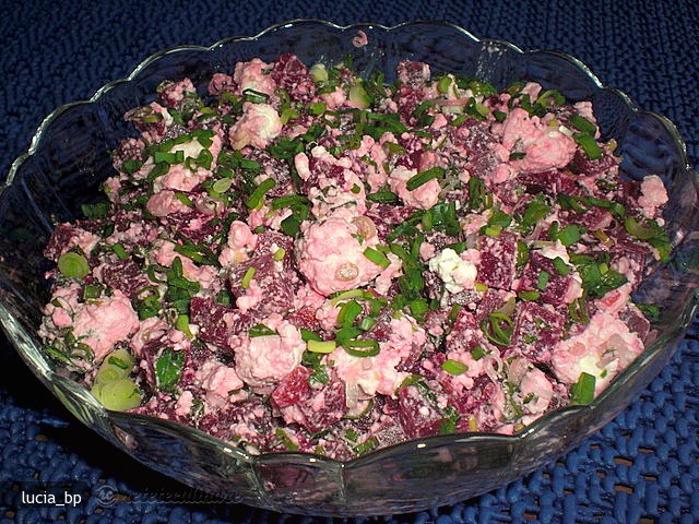 Salata de Sfecla cu Branza de Vaci
