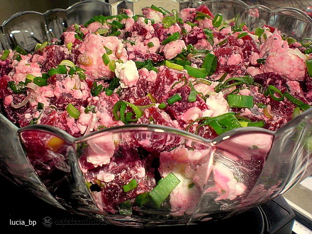 Salata de Sfecla cu Branza de Vaci