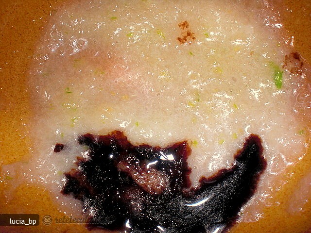 Mujdei de Usturoi cu Otet Balsamic