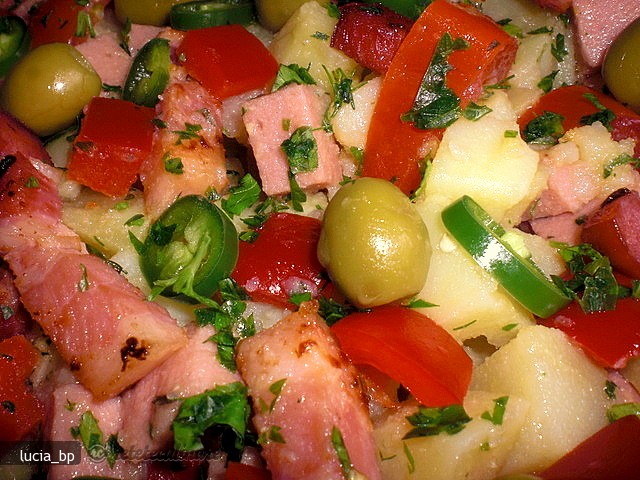 Salata de Cartofi cu Sunca si Bacon
