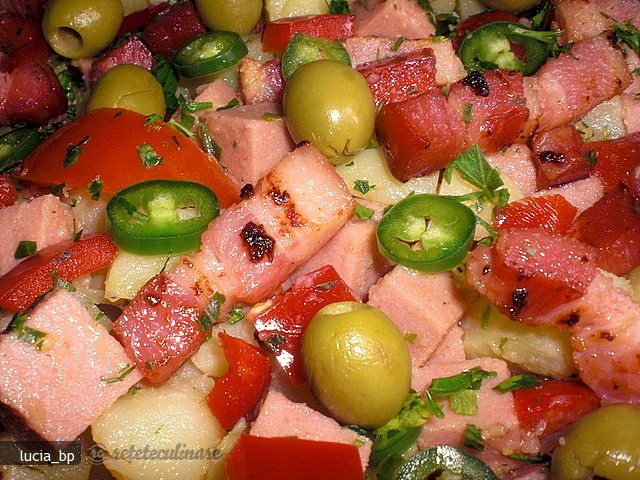 Salata de Cartofi cu Sunca si Bacon