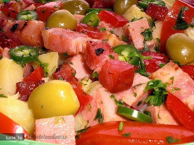 Salata de Cartofi cu Sunca si Bacon