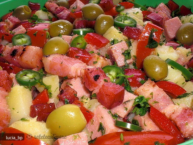 Salata de Cartofi cu Sunca si Bacon