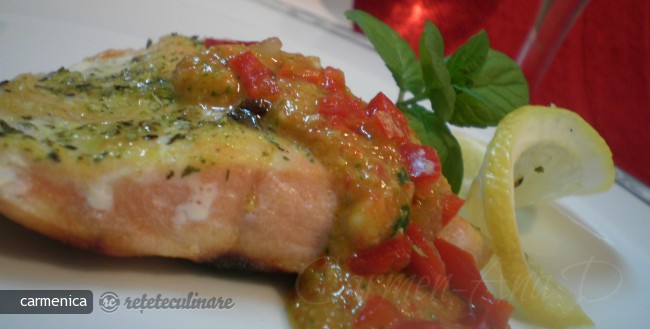 Somon cu Sos Salsa de Menta