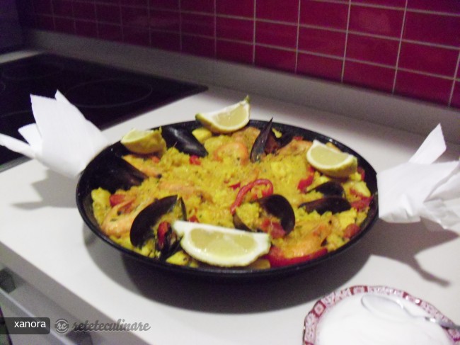 Paella cu Fructe de Mare