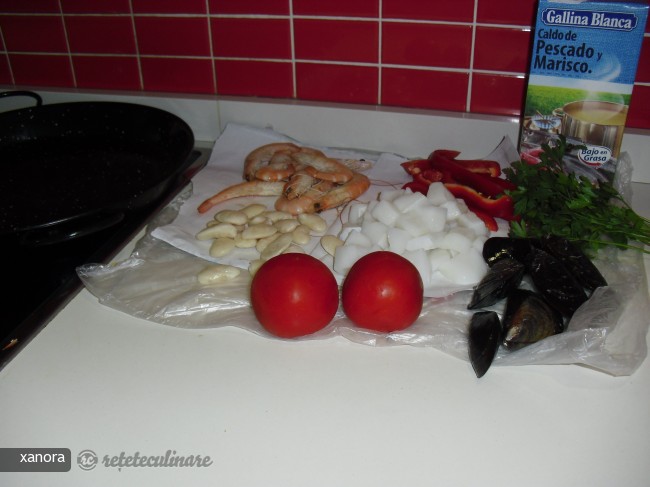 Paella cu Fructe de Mare