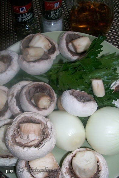 Placintele de Malai cu Ciuperci si Cascaval