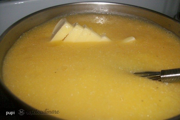 Placintele de Malai cu Ciuperci si Cascaval